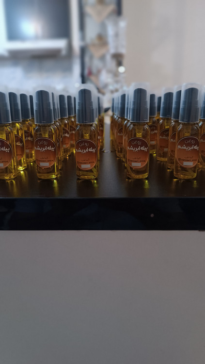 روغن پیله ابریشم جهت حفظ روند زیبایی و جوانی پوست و مو