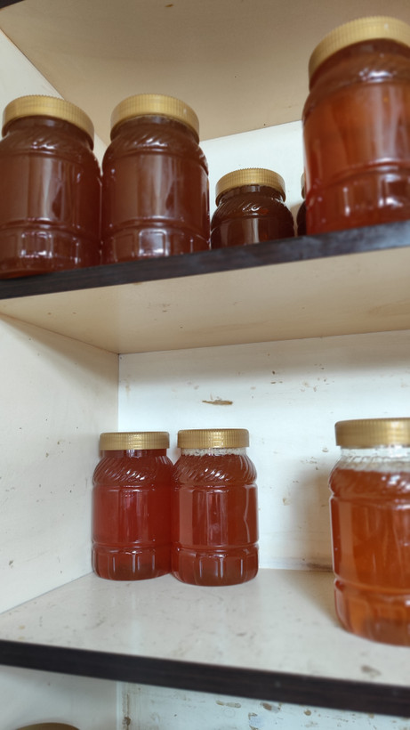 عسل چهل گیاه طبیعی و خالص ۴۰ گیاه